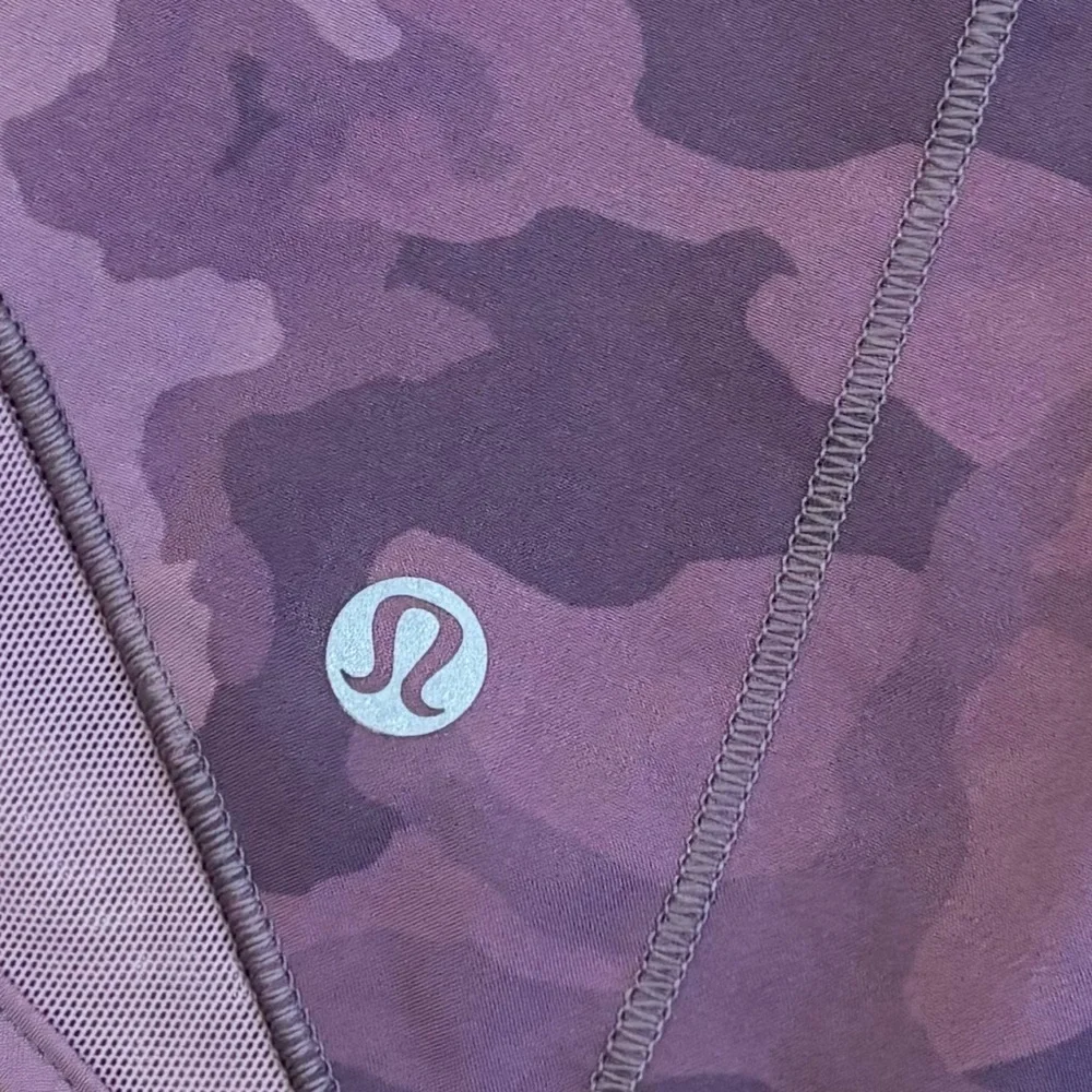 NWT Lululemon Hotty Hot Low Rise Shorts 4